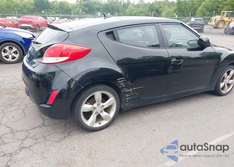 2015 Hyundai Veloster из США, поврежденный, VIN KMHTC6AD3FU238897